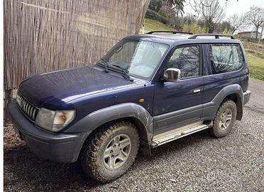 Fuoristrada auto caccia Toyota land cruiser jk9