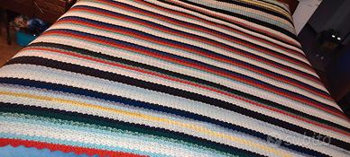 COPERTA MATRIMONIALE LANA AL UNCINETTO 