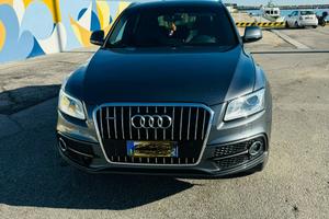 AUDI Q5 S line