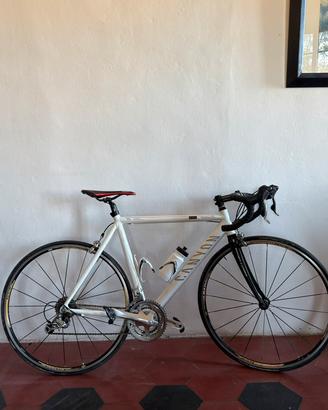 Bici da corsa CANYON