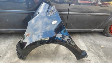 Parafango C1 o Peugeot 107 colore nero lato guida