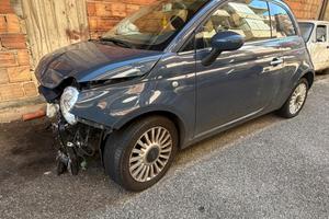 Fiat 500 incidentata
