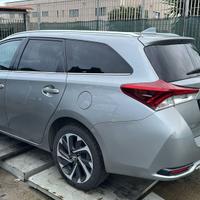 Ricambi Toyota Auris Station Wagon E18 1.6 D-4D 1W