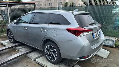 Ricambi Toyota Auris Station Wagon E18 1.6 D-4D 1W