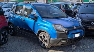 FIAT Panda Cross Hybrid 1.0cc 71cv CLIMA BLUETOO