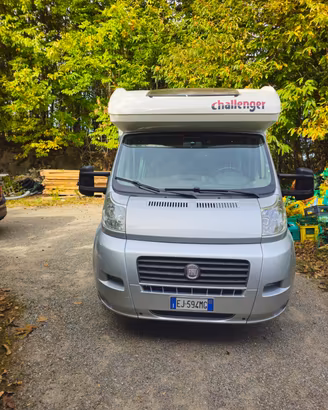 Camper Challanger semintegrale full optional