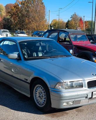 Bmw 320 Cabriolet del 1995 (E36)