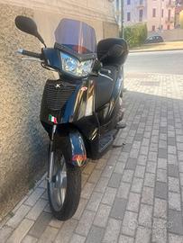 Scooter 200