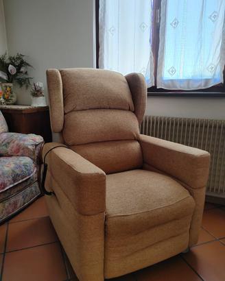 Poltrona Relax Alba Mondoflex anziani alzapersona