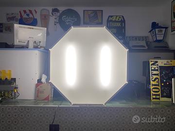 Insegna luminosa mono facciale