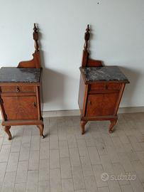 Coppia comodini antichi da incasso letto