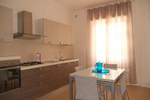 Camera singola in appartamento ristrutturato