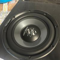 Subwoofer con cassone