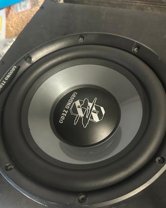 Subwoofer con cassone