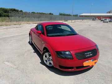 AUDI TT 1ª serie - 2002