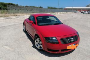 AUDI TT 1ª serie - 2002