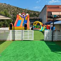 3 gonfiabili con motore esterno per bambini