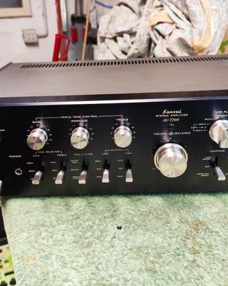 Amplificatore Integrato "SANSUI AU 7700".