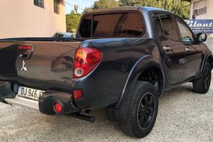 Mitsubishi L200 2.5 DI-D Double Cab Pick up