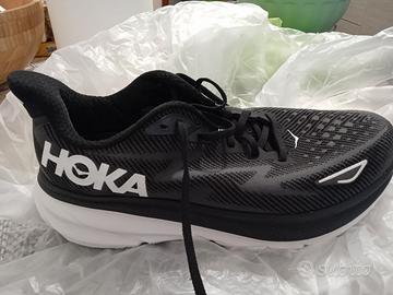 Scarpe da corsa da uomo HOKA Clifton 9 nero/bianco