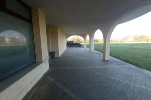 Negozio di recente costruzione [c0119]