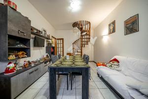 5 LOCALI A REGGIO NELL'EMILIA