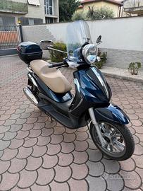 Beverly tourer 250
