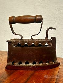 Ferro da stiro a brace - Inizi 1900