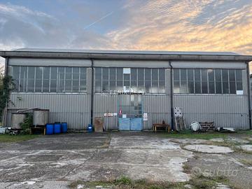 Capannone via monza 80