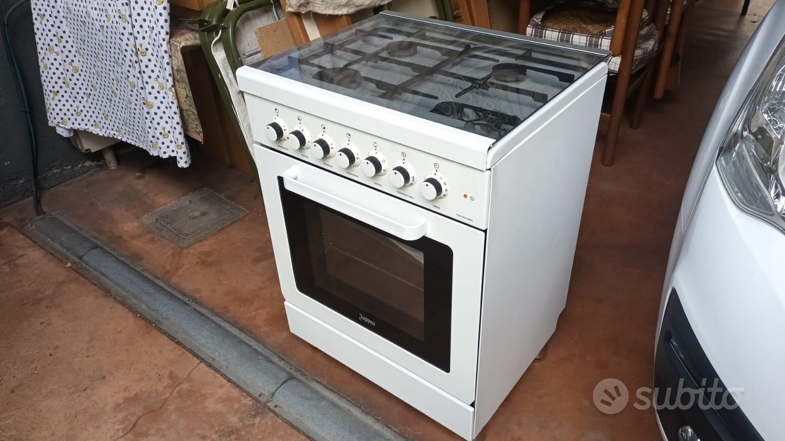 Cucina 4 fuochi a gas più forno elettrico - Arredamento e Casalinghi In  vendita a Bergamo