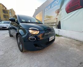 Fiat 500 Fiat 500e 42 kWh La Prima elettrica