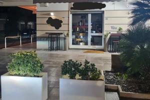 Locale commerciale uso negozio/ufficio San Prisco