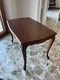 Tavolo e Sedie Antiquariato
