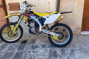Suzuki rmz 250