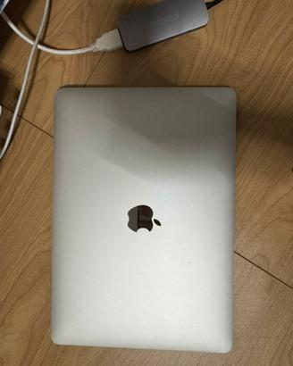 MacBook Air M1, 13.3”