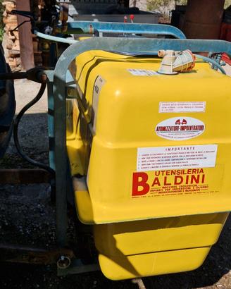 botte irroratrice 300 lt  per trattore 