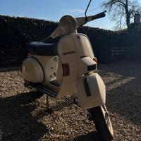 Vespa PX 125 Arcobaleno