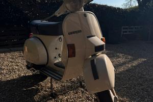 Vespa PX 125 Arcobaleno