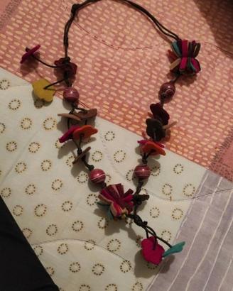 Collana in tessuto