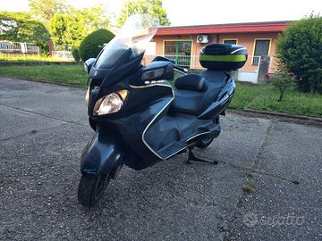 Suzuki Burgman 650