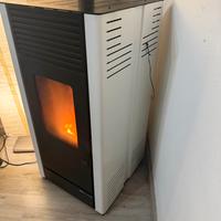 Stufa a pellet Elfire