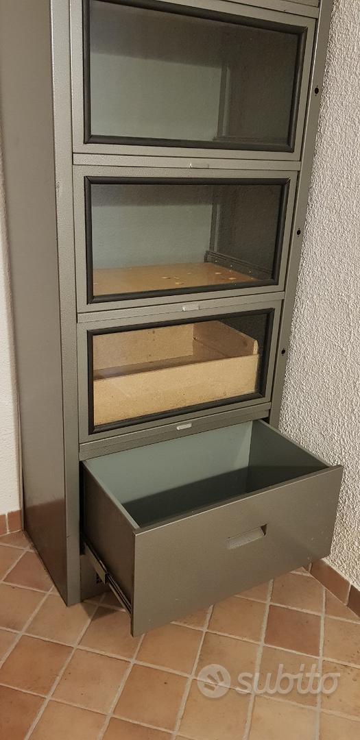 armadio industriale anni 50 Arredamento e Casalinghi In vendita a Belluno