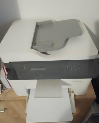 Stampante HP Laserjet fnw 137