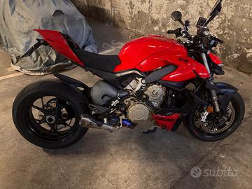 Ducati Streetfighter V4 2024