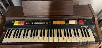 Organo vintage da riparare