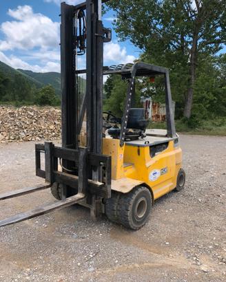 Carrello elevatore elettrico