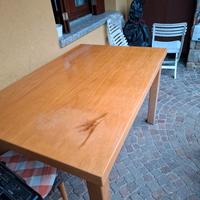 tavolo legno con gambe smontabili