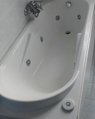 Vasca Idromassaggio