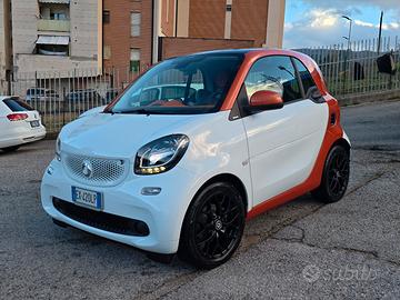 Smart For Two 1.0 Passion modello Sport Edition1