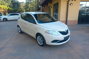 Lancia Ypsilon 1.2 69 CV 5 porte Gold